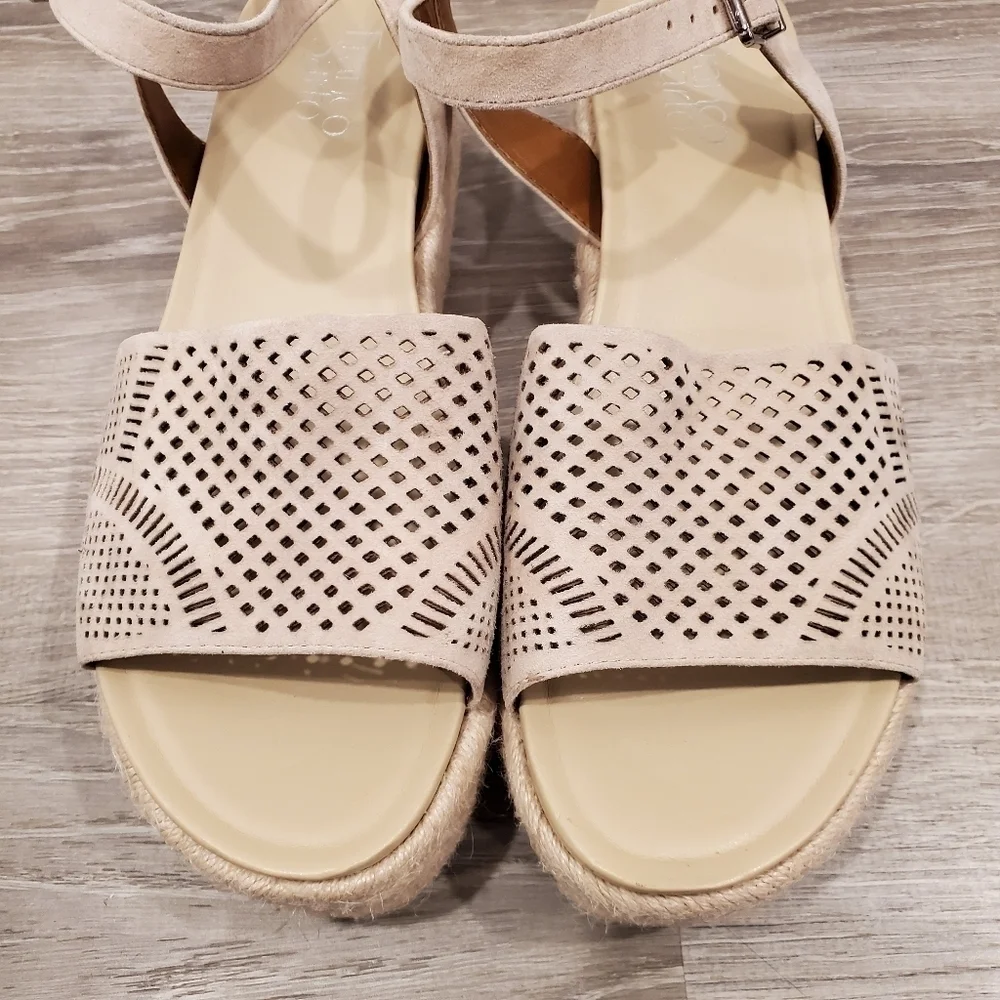 NEW Franco Sarto Tennia Espadrilles Beige